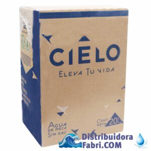 Agua de Mesa en caja CIELO  de 20 LT con cañito